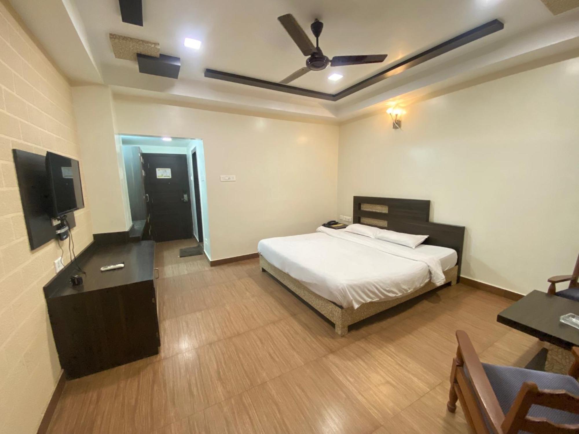 Hotel Rituraj Guwahati Dış mekan fotoğraf