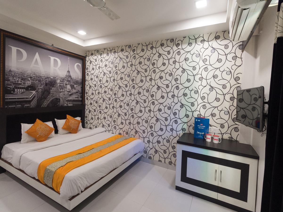 Hotel Rituraj Guwahati Dış mekan fotoğraf